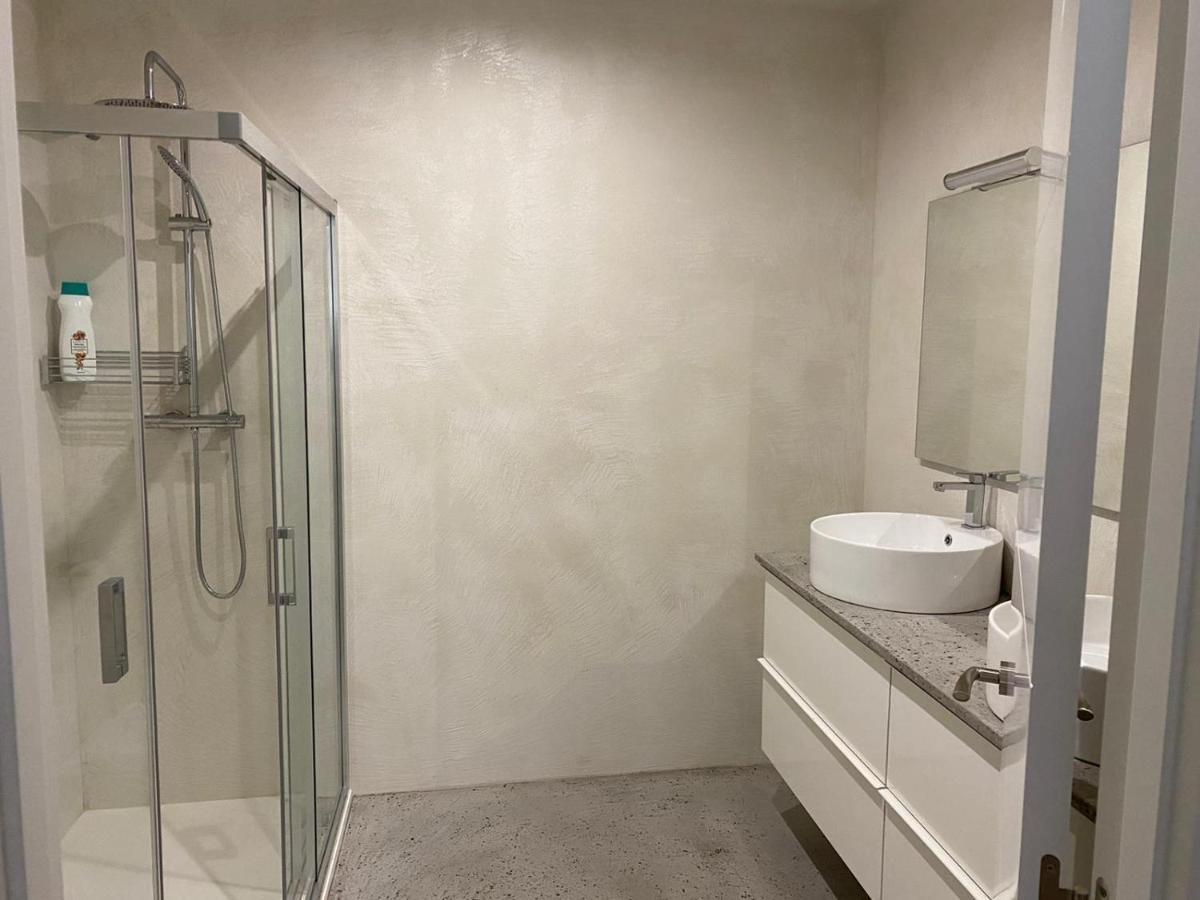 Apartamento Centrico Y Moderno Apartment Ferrol Luaran gambar
